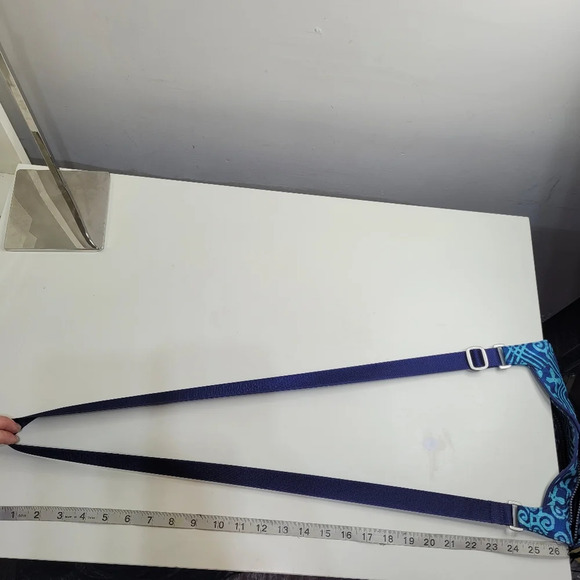 Vera Bradley Crossbody Shoulder Bag in Retired Cuban Tile Print Blue LIKE NEW - Picture 12 of 12